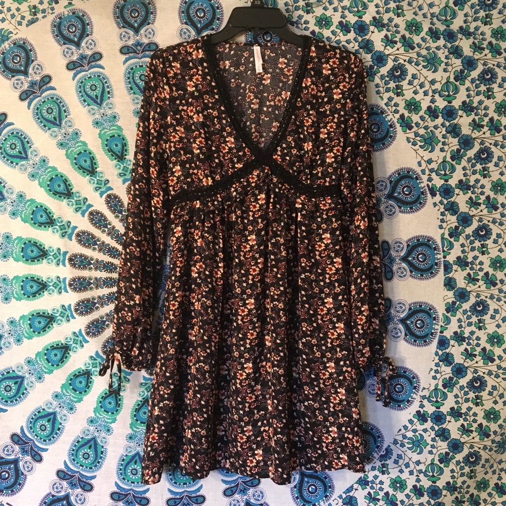 Floral long sleeve dress